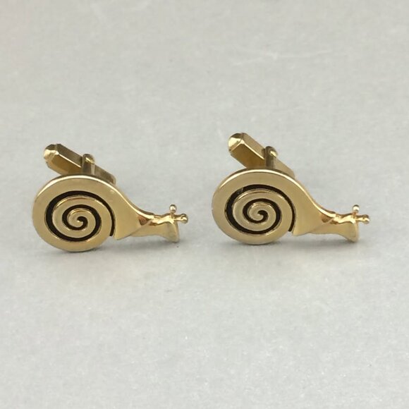 Vintage Goldtone Metal Snail of Patience Cufflinks by Anson Unisex - Picture 2 of 9
